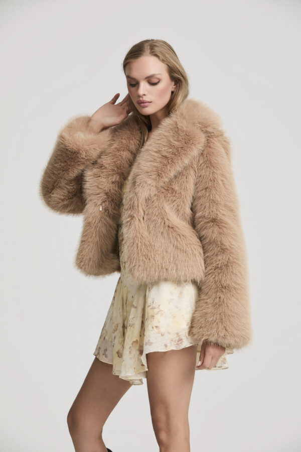 Chaqueta Corta Pelo  Caramel