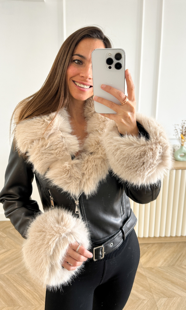 Chaqueta Negra Pelo Desmontable