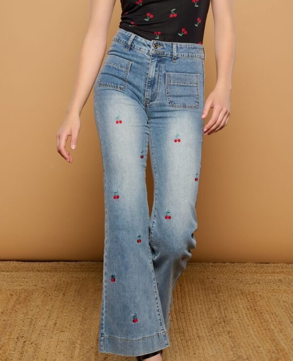 Cherry Jeans Acampanado