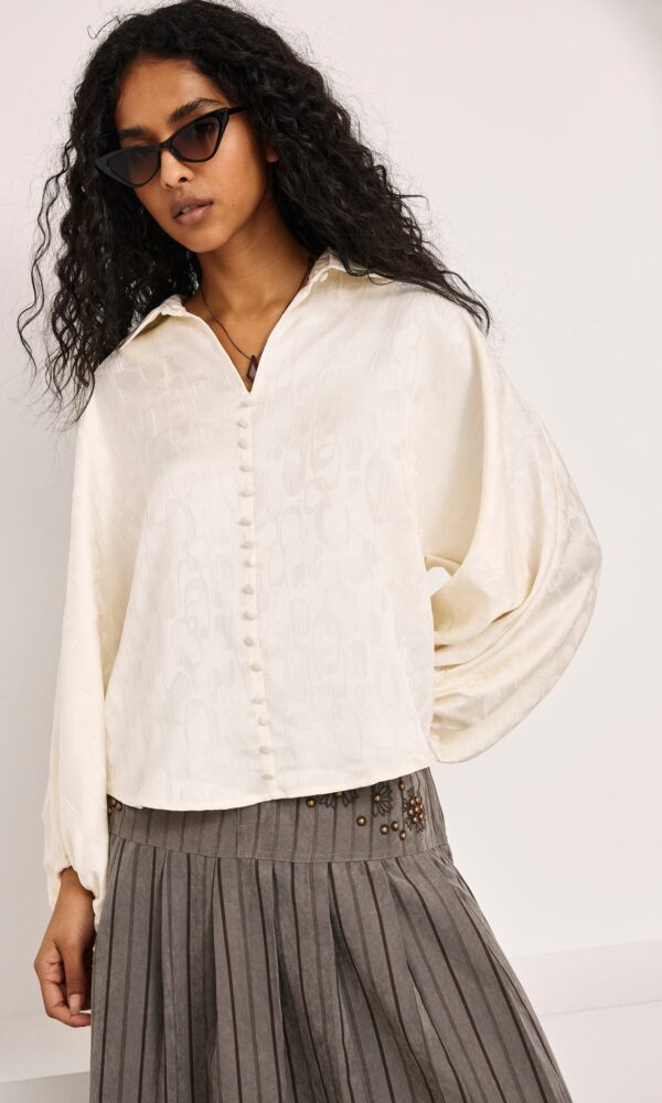 BLUSA JACQUARD SATINADA