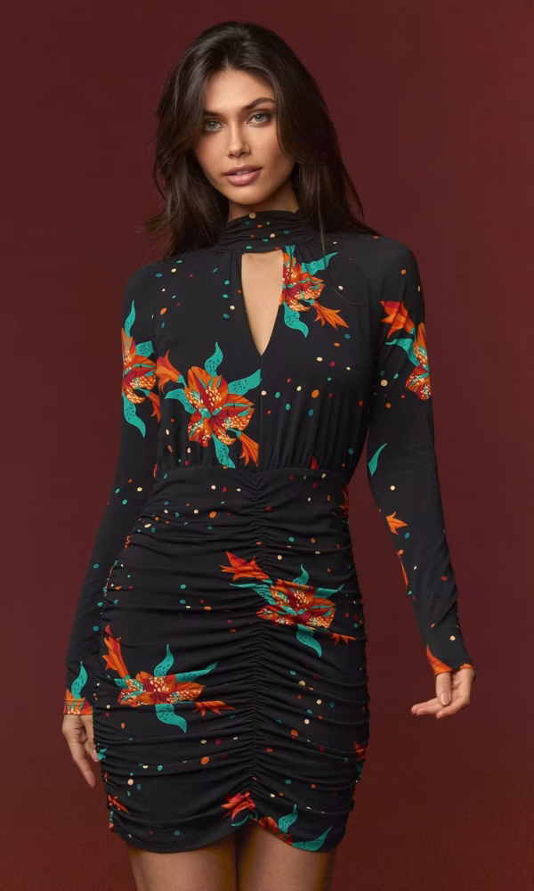 Vestido Corto Ajustado Negro Cross
